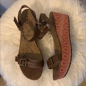 Jellypop Platform Sandals